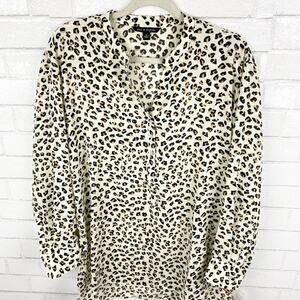 Zac & Rachel NWT Leopard Print Long Sleeve Button Down Blouse Top Size Medium